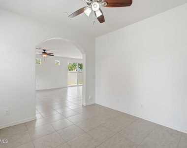 29232 N 123rd Lane - Photo Thumbnail 18