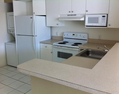 5085 Nw 7th Street - Photo Thumbnail 1