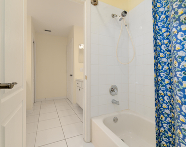 1676 Sw Harbour Isles Circle - Photo Thumbnail 20