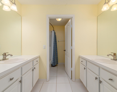 1676 Sw Harbour Isles Circle - Photo Thumbnail 19