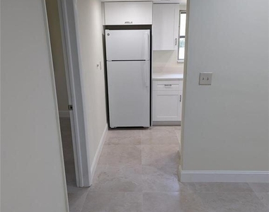 5220 Ne 14th Way - Photo Thumbnail 4
