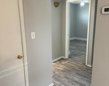 18026 N 41st Street - Photo Thumbnail 15