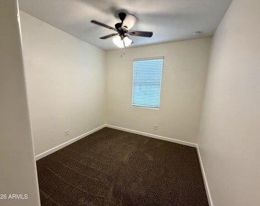 8233 W Clemente Way - Photo Thumbnail 18