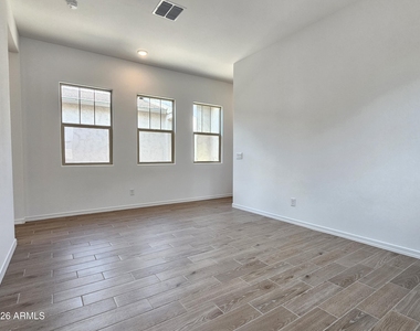 22668 E Starflower Drive - Photo Thumbnail 30