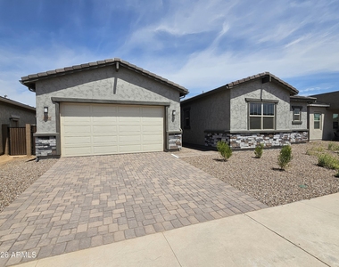 22668 E Starflower Drive - Photo Thumbnail 2
