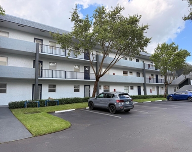 8310 Sands Point Boulevard - Photo Thumbnail 10