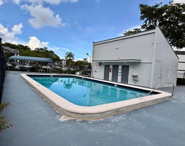 8310 Sands Point Boulevard - Photo Thumbnail 12