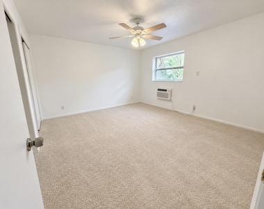 701 Se 15th Street - Photo Thumbnail 7