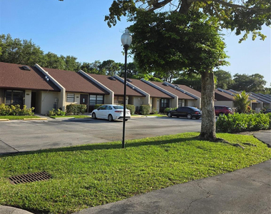 605 Nw 47th Street - Photo Thumbnail 23