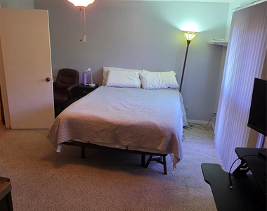 605 Nw 47th Street - Photo Thumbnail 16