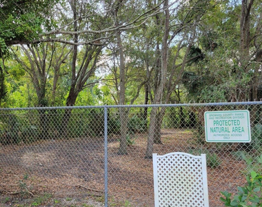 605 Nw 47th Street - Photo Thumbnail 33