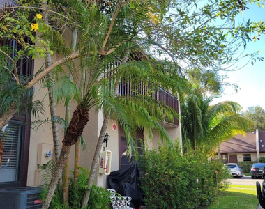 605 Nw 47th Street - Photo Thumbnail 25