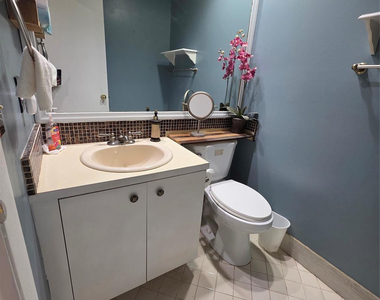 605 Nw 47th Street - Photo Thumbnail 11