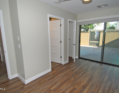 6990 E 6th Street - Photo Thumbnail 13