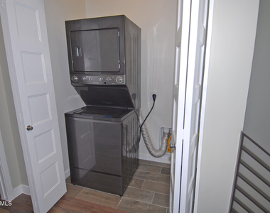 6990 E 6th Street - Photo Thumbnail 25