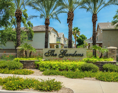 4264 E Baylor Lane - Photo Thumbnail 7