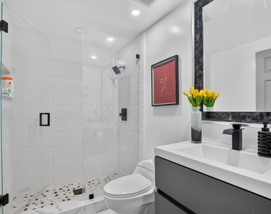 7622 Elm Ridge Drive - Photo Thumbnail 40