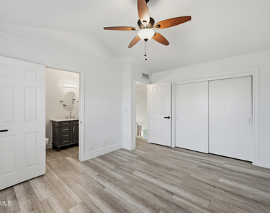 4840 E Mineral Road - Photo Thumbnail 16