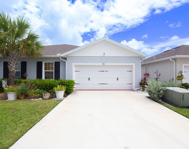 818 Persimmon Place - Photo Thumbnail 2