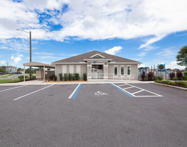 818 Persimmon Place - Photo Thumbnail 40