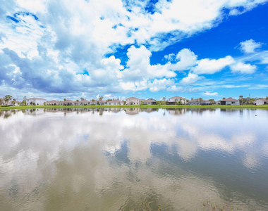 818 Persimmon Place - Photo Thumbnail 39