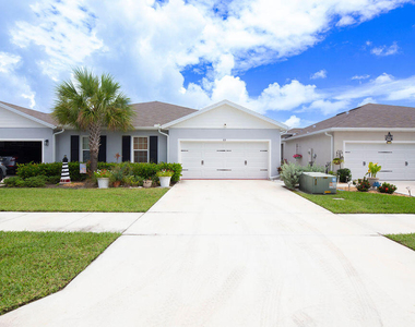 818 Persimmon Place - Photo Thumbnail 1