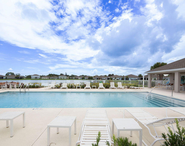 818 Persimmon Place - Photo Thumbnail 42