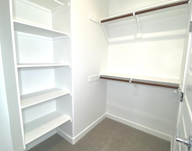 4642 S Jetty -- - Photo Thumbnail 9