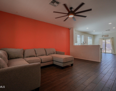 7337 W Magnolia Street - Photo Thumbnail 4