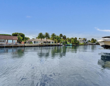 2866 Ne 30th Street - Photo Thumbnail 42
