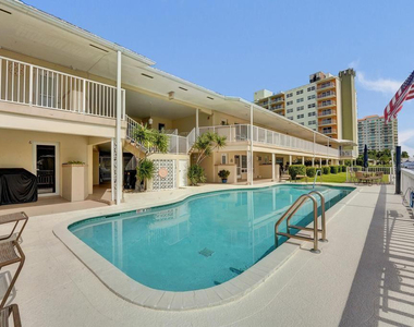 2866 Ne 30th Street - Photo Thumbnail 45