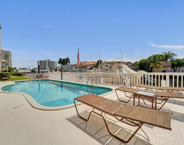 2866 Ne 30th Street - Photo Thumbnail 44
