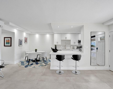 2866 Ne 30th Street - Photo Thumbnail 14