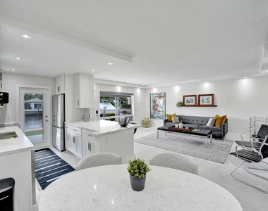 2866 Ne 30th Street - Photo Thumbnail 17