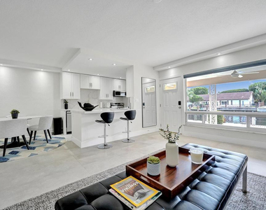 2866 Ne 30th Street - Photo Thumbnail 11