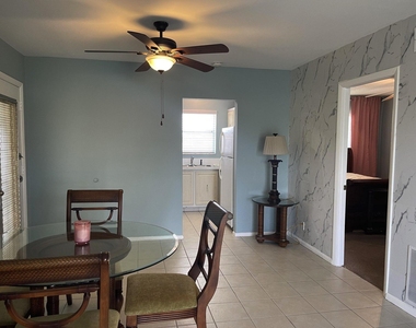 155 Lake Carol Drive - Photo Thumbnail 2