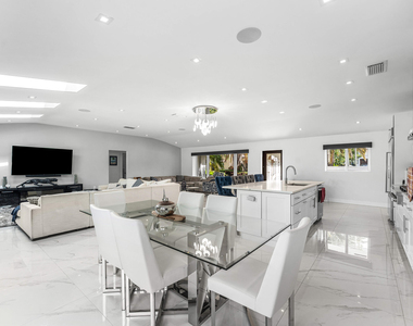 2813 Ne 29th Street - Photo Thumbnail 19