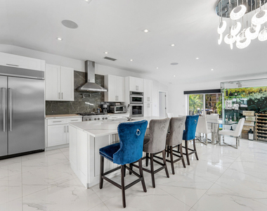 2813 Ne 29th Street - Photo Thumbnail 9