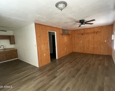 724 E Butte Avenue - Photo Thumbnail 4