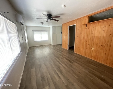 724 E Butte Avenue - Photo Thumbnail 13