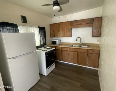 724 E Butte Avenue - Photo Thumbnail 7