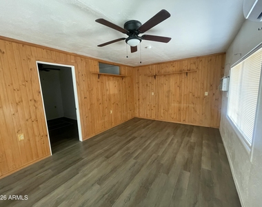 724 E Butte Avenue - Photo Thumbnail 3