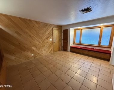 2114 S La Rosa Drive - Photo Thumbnail 17