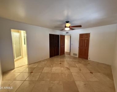 2114 S La Rosa Drive - Photo Thumbnail 29
