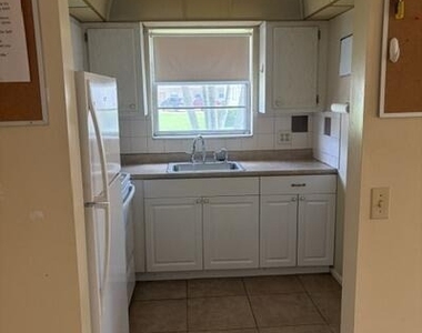145 Dorchester G - Photo Thumbnail 6
