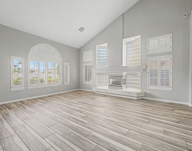 4711 S Newport Street - Photo Thumbnail 5