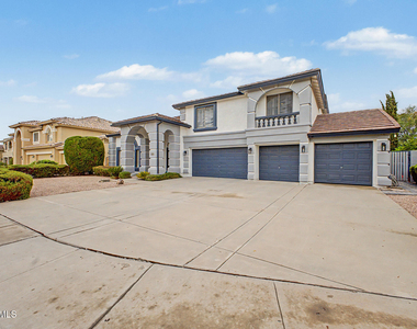 4711 S Newport Street - Photo Thumbnail 2