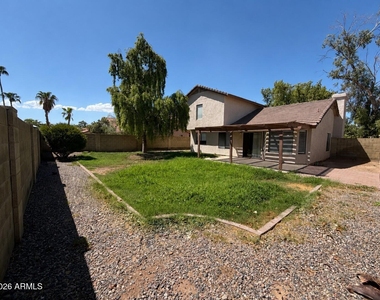 7203 W Kimberly Way - Photo Thumbnail 17