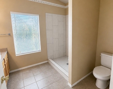 7203 W Kimberly Way - Photo Thumbnail 13