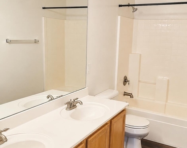 3873 E Bridgeport Parkway - Photo Thumbnail 12
